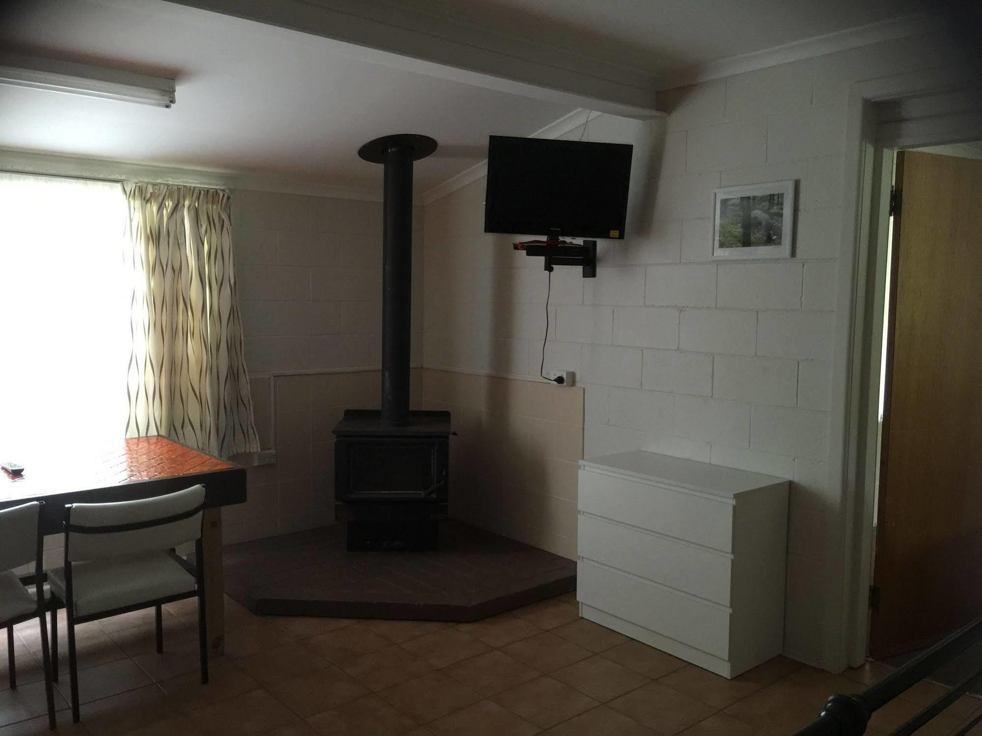 Warrumbungles Mountain Motel Coonabarabran Dış mekan fotoğraf