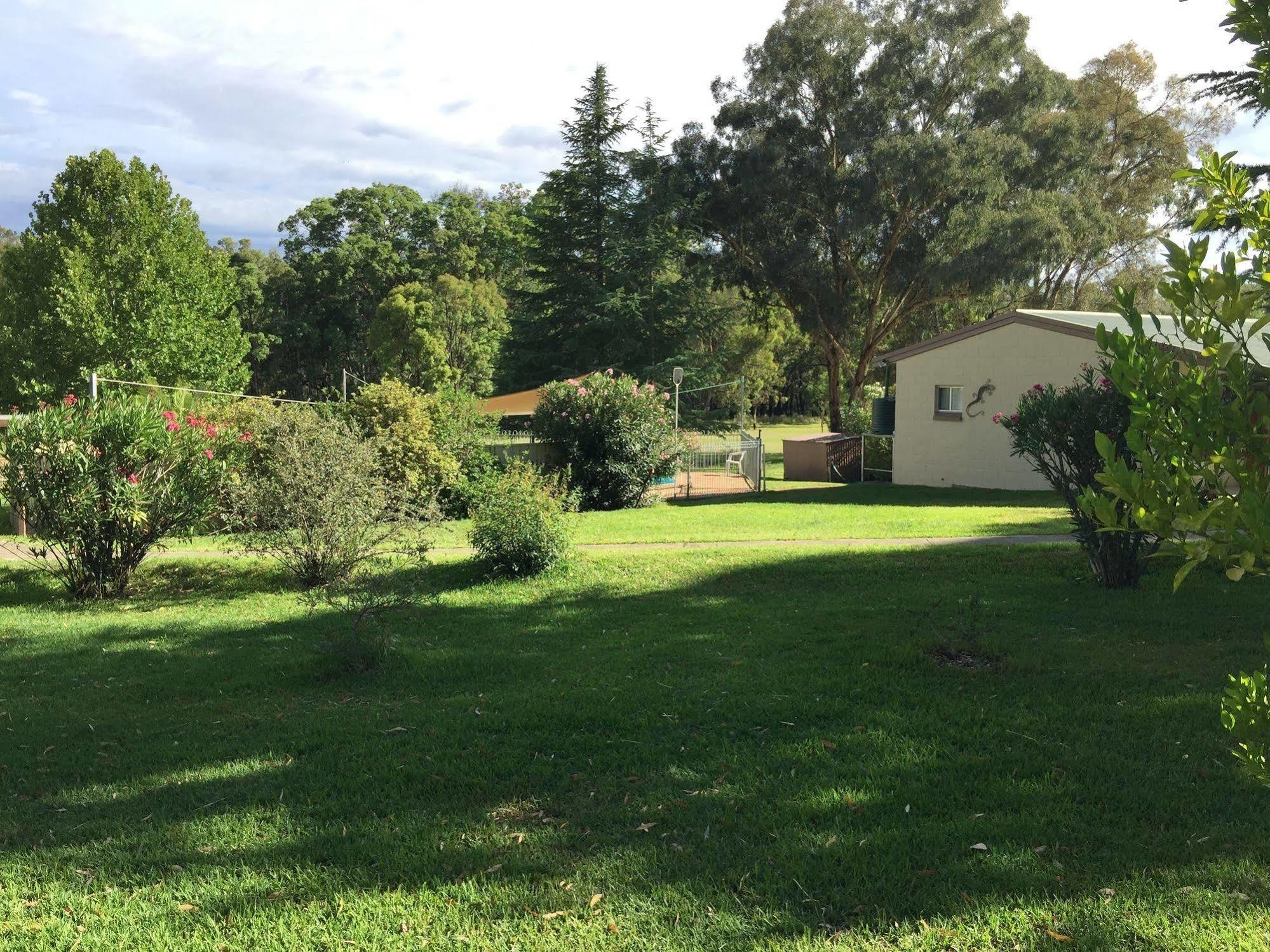 Warrumbungles Mountain Motel Coonabarabran Dış mekan fotoğraf